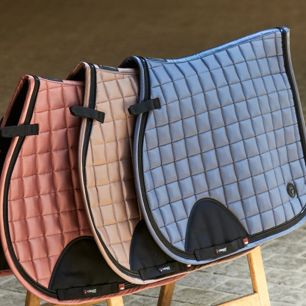 Close Contact Saddle Pads