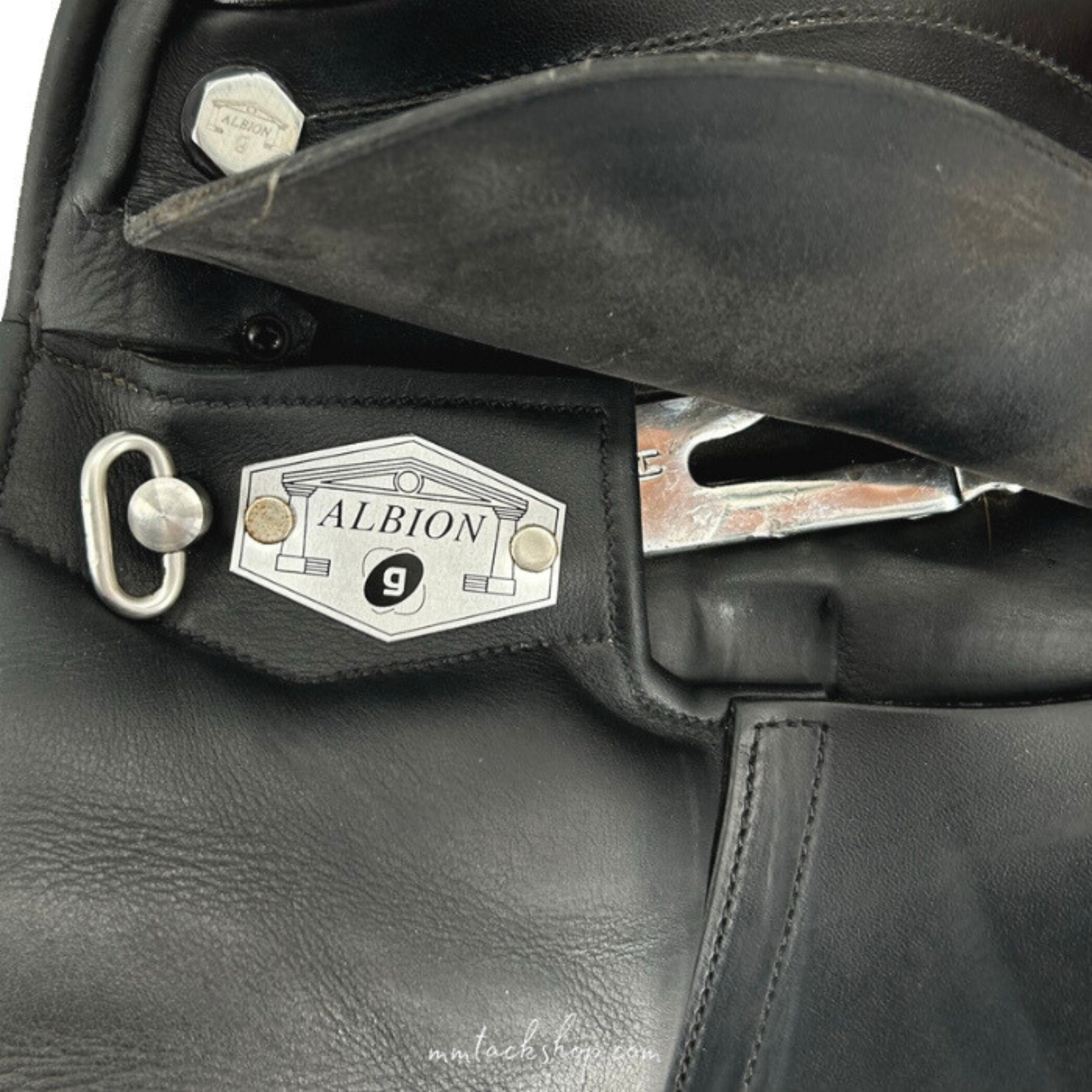 Albion SLK Platinum SS Dressage Saddle