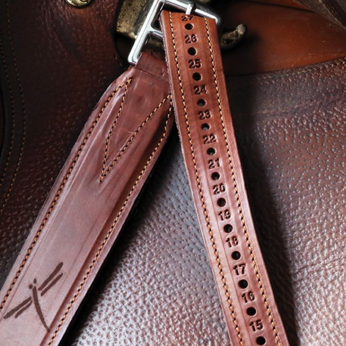 Freejump Classic Wide Stirrup Leathers, Brown