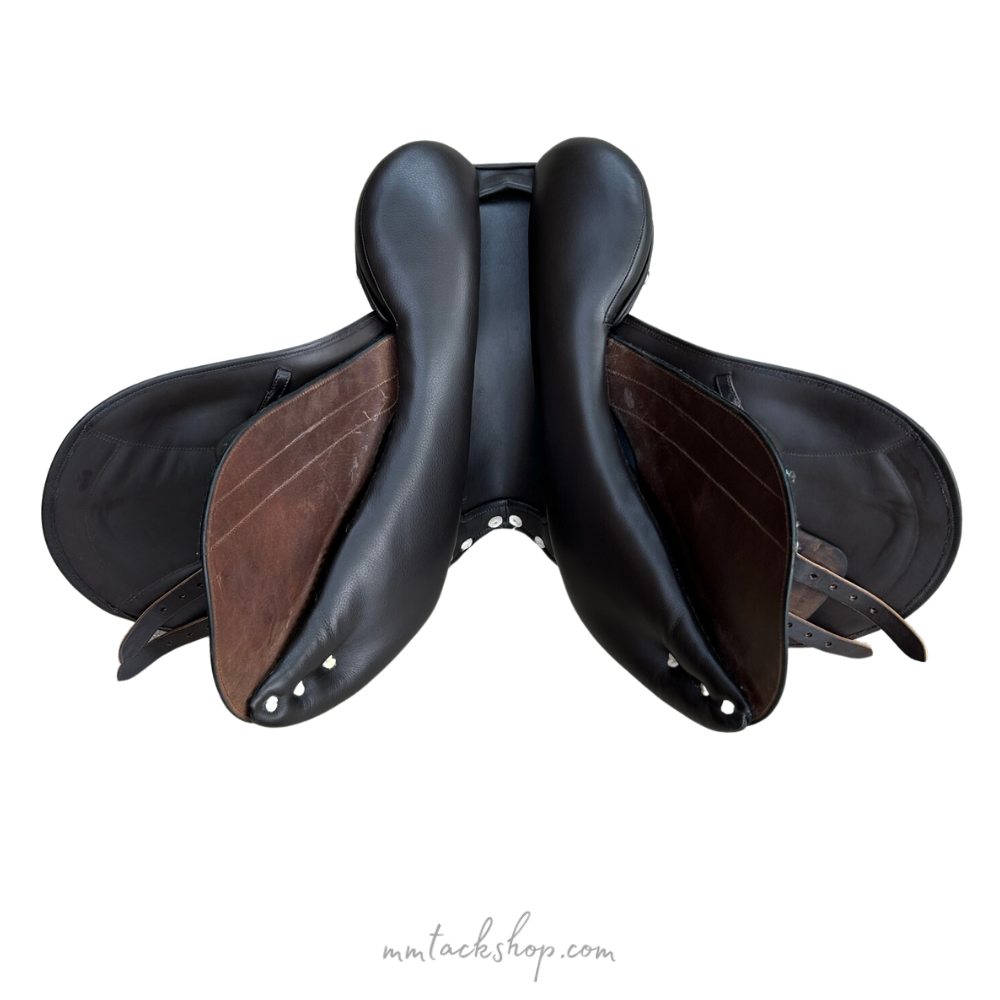 Equine Inspired Cheval et Cavalier Jump Saddle