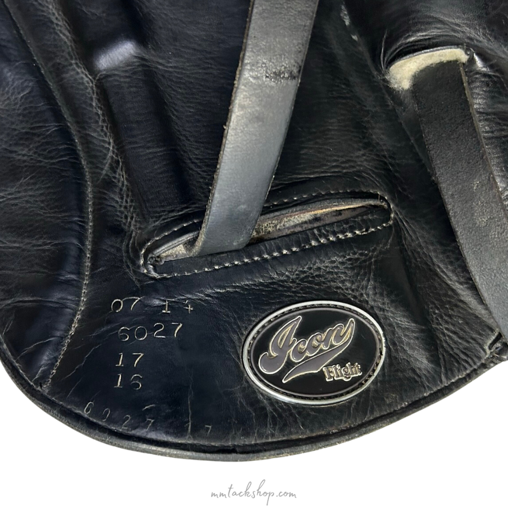 Custom Saddlery Icon Flight Monoflap Dressage Saddle