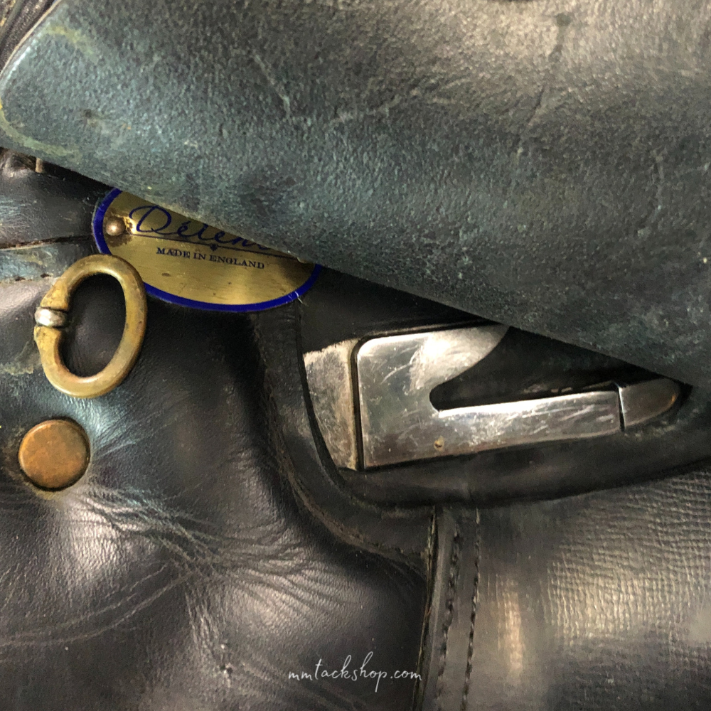 Détente Isis Dressage Saddle