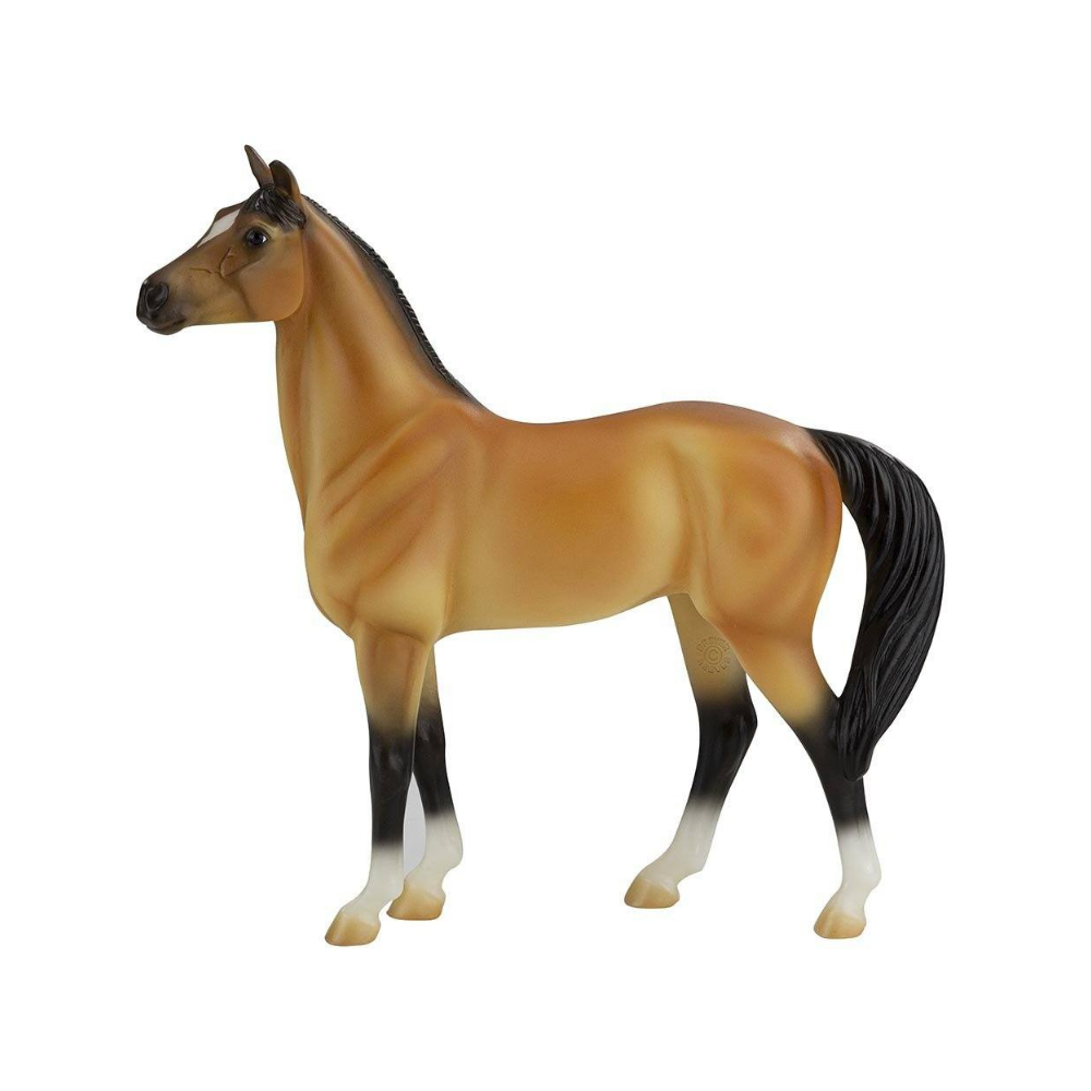 Breyer Deluxe Country Stable with Horse & Wash Stall