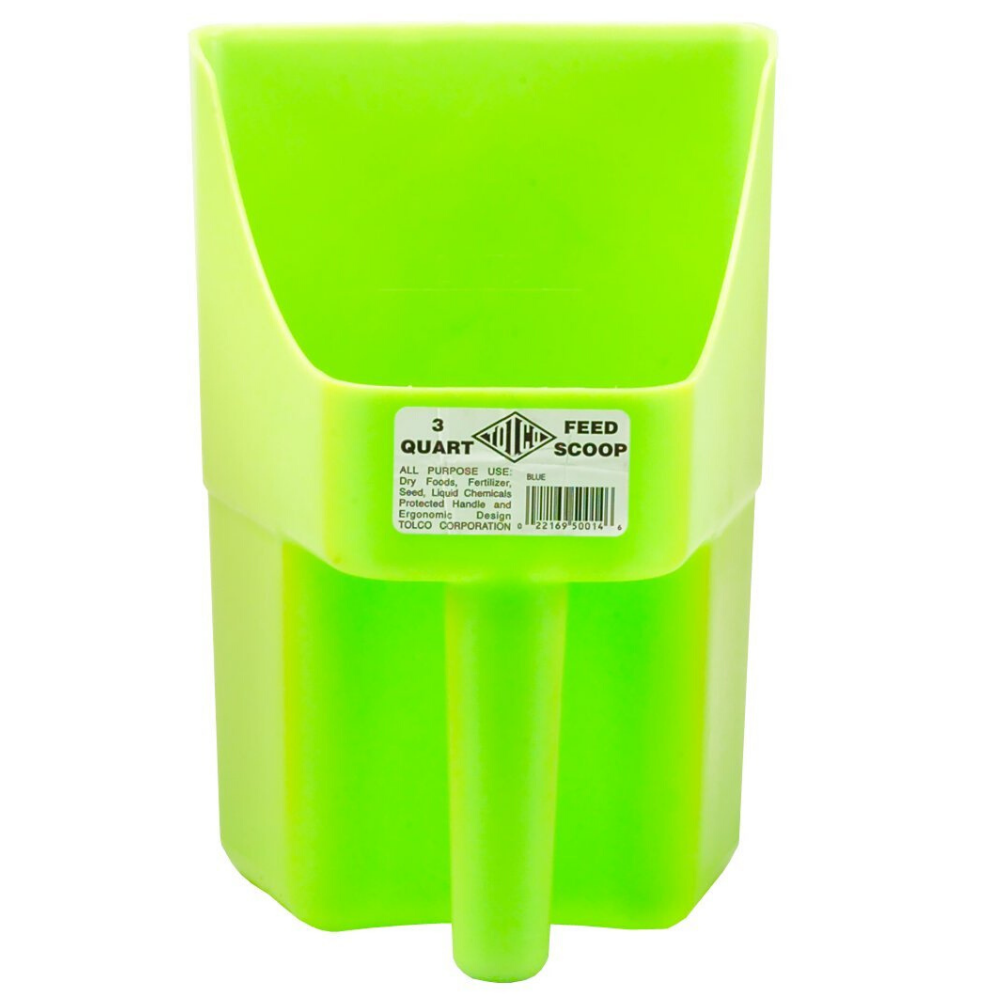 3 Qt Plastic Feed Scoop