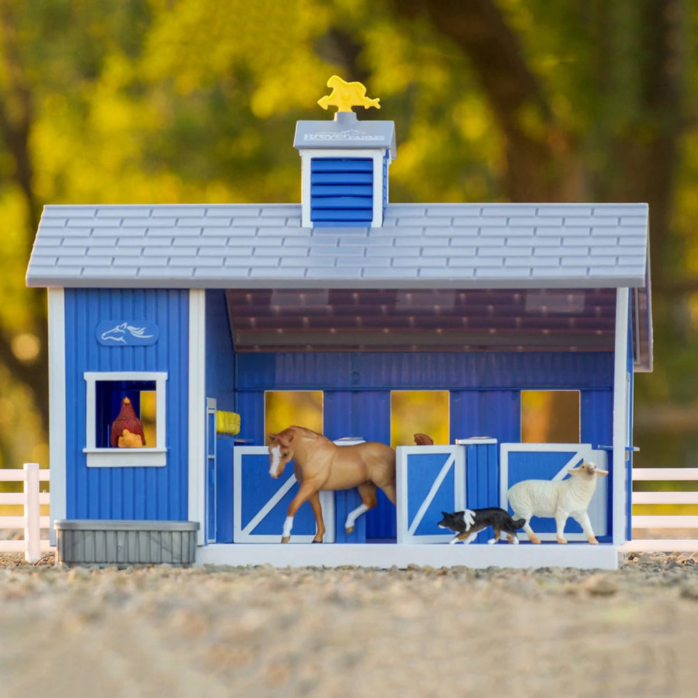 Breyer® Farms Home at the Barn Playset